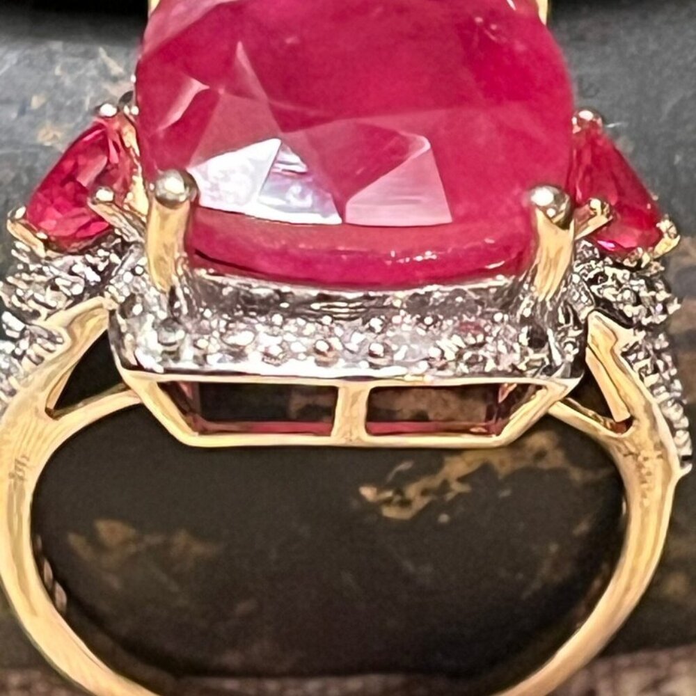 Square Cushion Cut 9 Carat Ruby with Trillions/10K Yellow Gold/Accent Diamonds